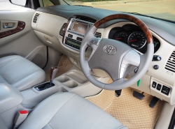 รถมือสอง TOYOTA INNOVA ปี 2012 สีขาว