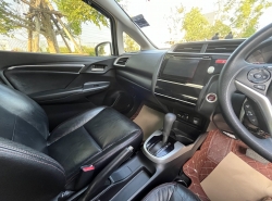 รถมือสอง HONDA JAZZ ปี 2015 สีขาว