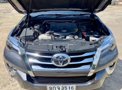 รถมือสอง TOYOTA FORTUNER ปี 2019 สีดำ