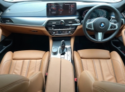 รถมือสอง BMW 5 SERIES 530I ปี 2021 สีขาว