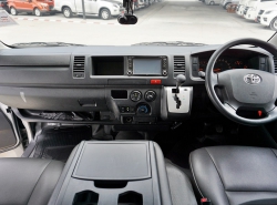 รถมือสอง TOYOTA HIACE ปี 2016 สีบรอนซ์