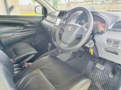 รถมือสอง TOYOTA AVANZA ปี 2013 สีบรอนซ์