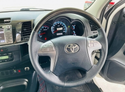 รถมือสอง TOYOTA FORTUNER ปี 2015 สีขาว