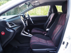 รถมือสอง TOYOTA YARIS ปี 2017 สีขาว