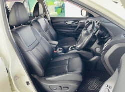 รถมือสอง NISSAN X-TRAIL ปี 2016 สีขาว