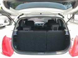 รถมือสอง SUZUKI SWIFT ปี 2012 สีขาว