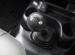 รถมือสอง NISSAN NP 300 NAVARA ปี 2017 สีขาว