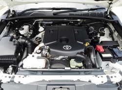 รถมือสอง TOYOTA HILUX REVO ปี 2018 สีขาว