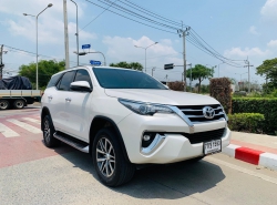 รถมือสอง TOYOTA FORTUNER ปี 2018 สีขาว