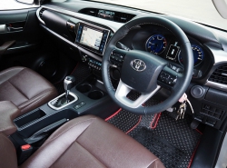รถมือสอง TOYOTA HILUX REVO ปี 2016 สีเทา