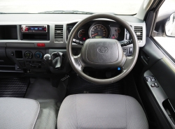 รถมือสอง TOYOTA HIACE ปี 2009 สีขาว