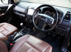 รถมือสอง ISUZU D-MAX ปี 2018 สีดำ