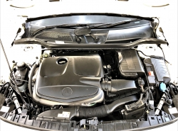 รถมือสอง MERCEDES-BENZ GLA-CLASS GLA200 ปี 2015 สีขาว