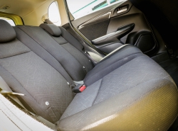 รถมือสอง HONDA JAZZ ปี 2014  สีเหลือง