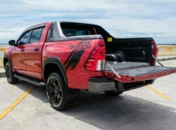 รถมือสอง TOYOTA HILUX REVO ปี 2019 สีแดง