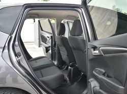 รถมือสอง HONDA JAZZ ปี 2018 สีเทา