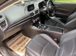 รถมือสอง MAZDA 3 ปี 2017 สีน้ำตาล