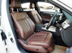 รถมือสอง MERCEDES-BENZ E-CLASS E300 ปี 2015 สีขาว