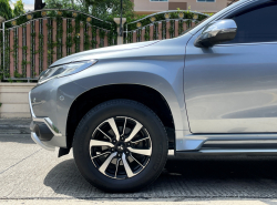 รถมือสอง MITSUBISHI PAJERO ปี 2016 สีเทา