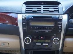 รถมือสอง TOYOTA CAMRY ปี 2014 สีบรอนซ์