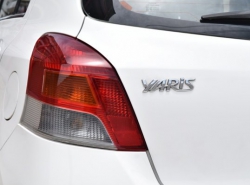 รถมือสอง TOYOTA YARIS ปี 2010 สีขาว