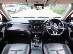 รถมือสอง NISSAN X-TRAIL ปี 2019 สีแดง