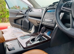 รถมือสอง TOYOTA CAMRY ปี 2017 สีเทา