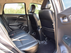 รถมือสอง HONDA JAZZ ปี 2014 สีเทา