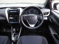 รถมือสอง TOYOTA YARIS ปี 2018 สีเทา