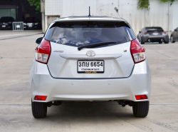 รถมือสอง TOYOTA YARIS ปี 2015 สีบรอนซ์