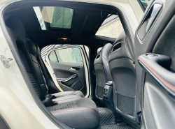 รถมือสอง MERCEDES-BENZ GLA-CLASS GLA250 ปี 2018 สีขาว