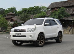 TOYOTA FORTUNER ปี 2009