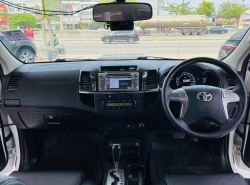 รถมือสอง TOYOTA FORTUNER ปี 2015 สีขาว