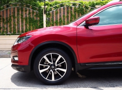 รถมือสอง NISSAN X-TRAIL ปี 2019 สีแดง