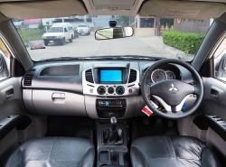 รถมือสอง MITSUBISHI TRITON ปี 2012 สีขาว