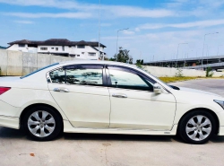 รถมือสอง HONDA ACCORD ปี 2012 สีขาว