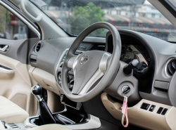 รถมือสอง NISSAN NP 300 NAVARA ปี 2018 สีเทา