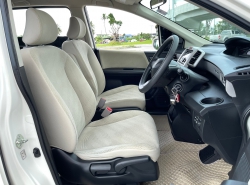 รถมือสอง HONDA FREED ปี 2013 สีขาว