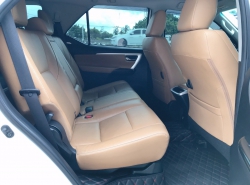 รถมือสอง TOYOTA FORTUNER ปี 2017 สีขาว