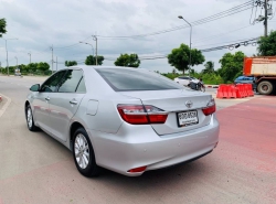 รถมือสอง TOYOTA CAMRY ปี 2017 สีเทา
