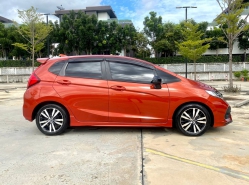 รถมือสอง HONDA JAZZ ปี 2017 สีส้ม