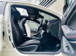 รถมือสอง MERCEDES-BENZ GLA-CLASS GLA250 ปี 2018 สีขาว