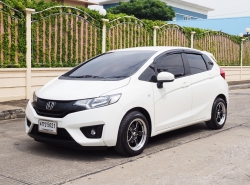 HONDA JAZZ ปี 2015