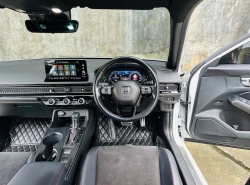 รถมือสอง HONDA CIVIC ปี 2021 สีขาว