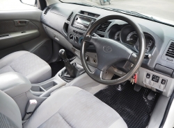 รถมือสอง TOYOTA HILUX VIGO ปี 2012 สีขาว
