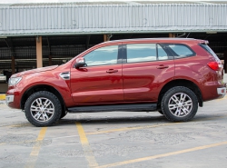 รถมือสอง FORD EVEREST ปี 2016 สีแดง