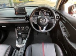 รถมือสอง MAZDA 2 ปี 2015 สีแดง