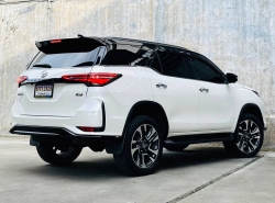 TOYOTA FORTUNER ปี 2020