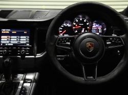 รถมือสอง PORSCHE MACAN ปี 2014 สีดำ