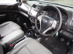 รถมือสอง NISSAN NP 300 NAVARA ปี 2017 สีขาว
